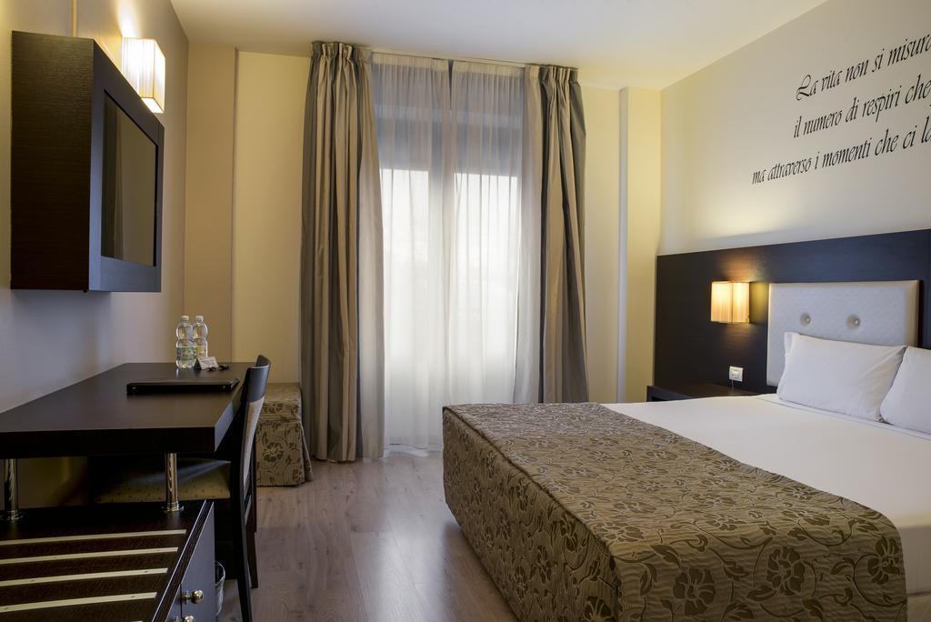 Executive Siena