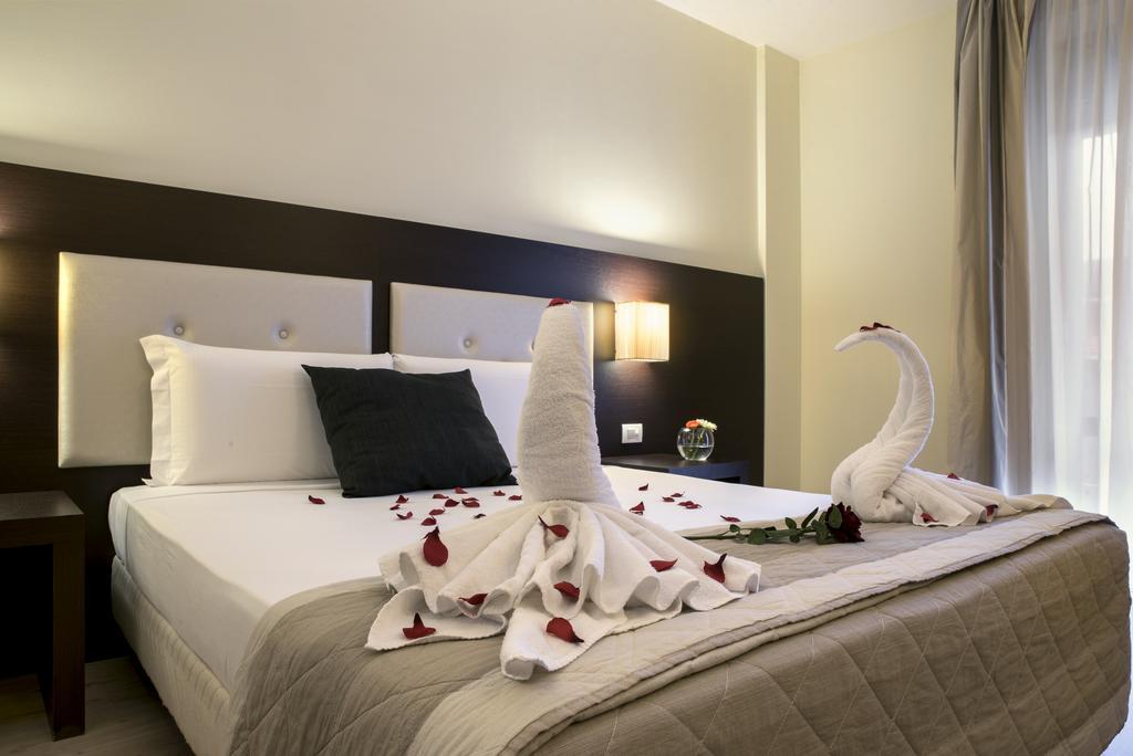 Hotel Executive 4*